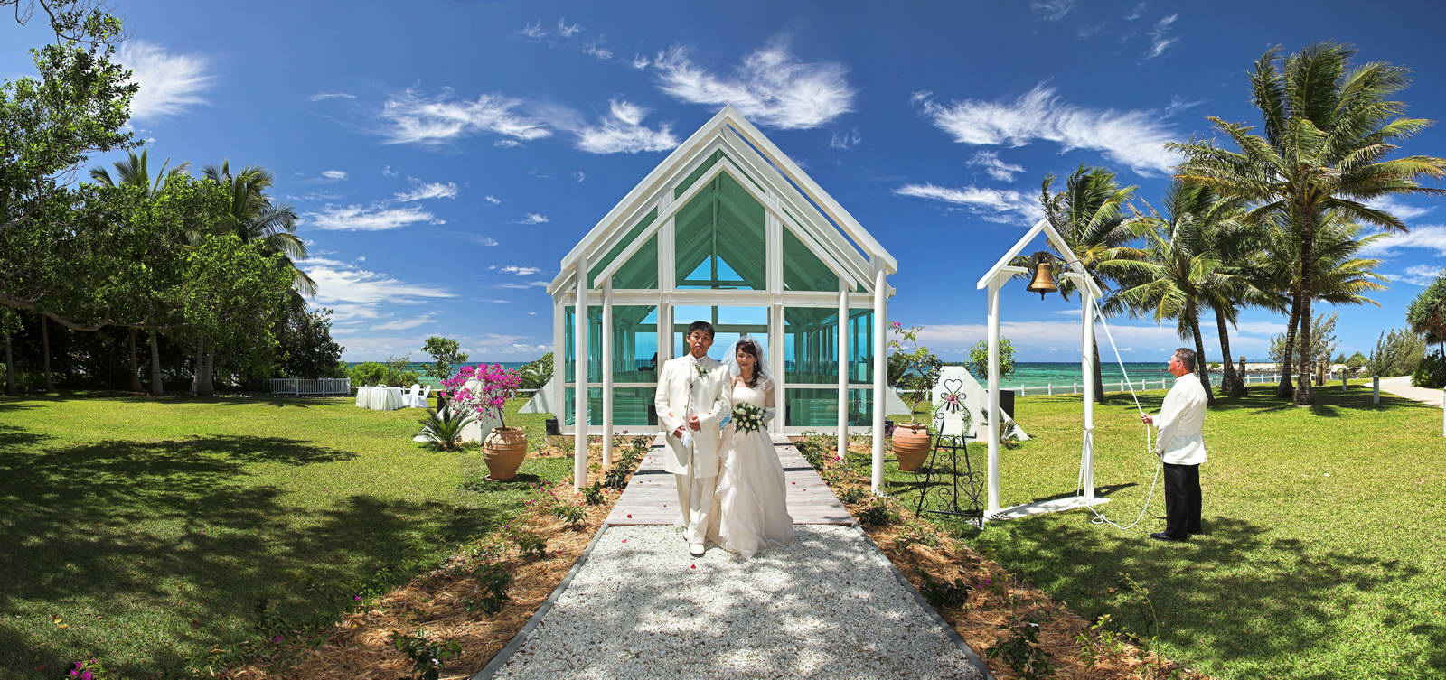 Rocket Guide to New Caledonia Weddings